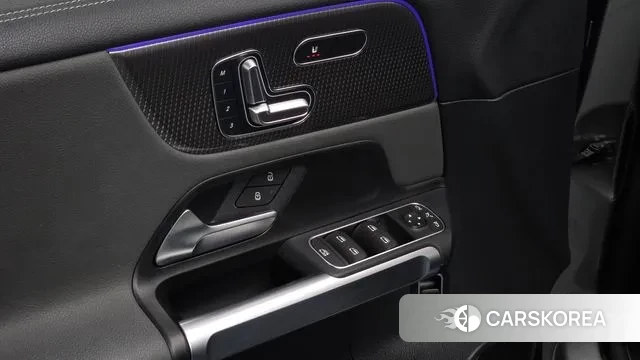 Mercedes-Benz EQB X243 id 3701351 из Кореи 8