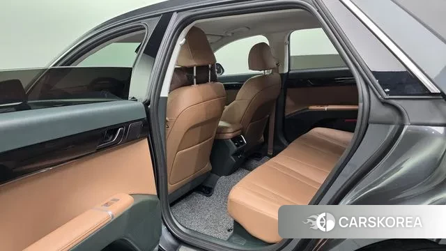 Hyundai Grandeur Hybrid (GN7) id 3223110 из Кореи 8