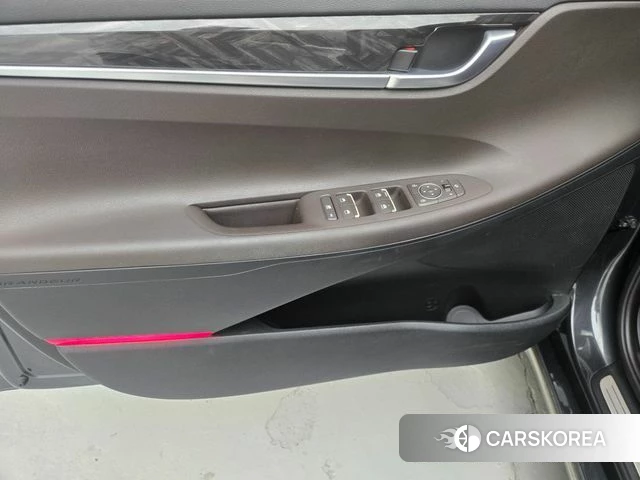 Hyundai Grandeur IG id 4424987 из Кореи 8
