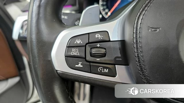 BMW 5 Series (G30) id 4285427 из Кореи 8