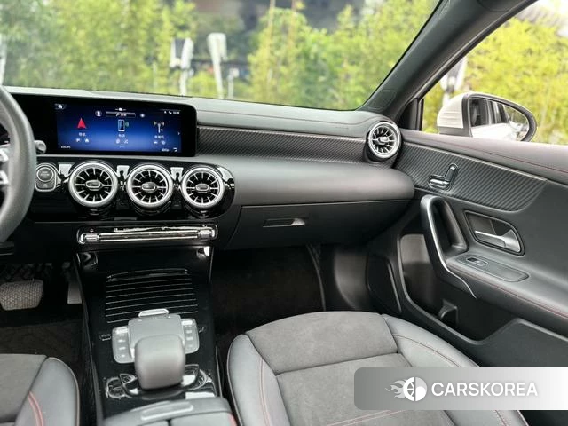 Mercedes-Benz Class A id 4328481 из Китая 8