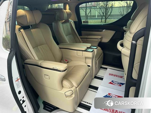 Toyota Wilfa id 4297817 из Китая 8