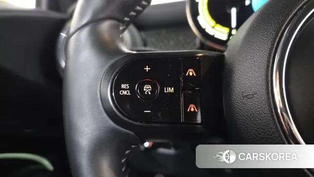 Mini Cooper Electric id 3777274 из Кореи 8