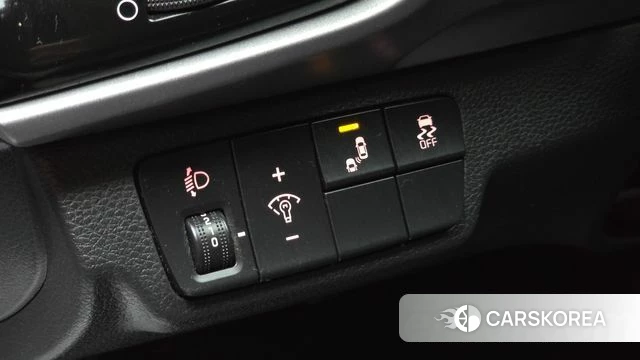 Kia Stonic id 4742243 из Кореи 8