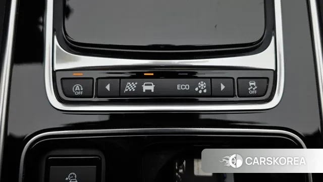 Jaguar XE id 3619165 из Кореи 8