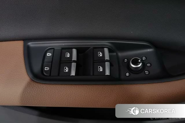Audi Q7 id 4276124 из Китая 8
