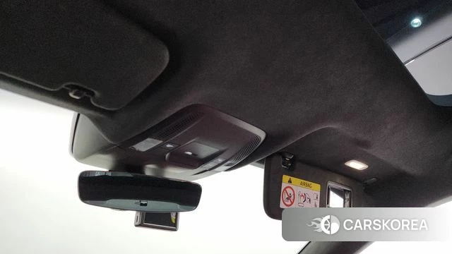 Porsche Taycan id 3827364 из Кореи 8