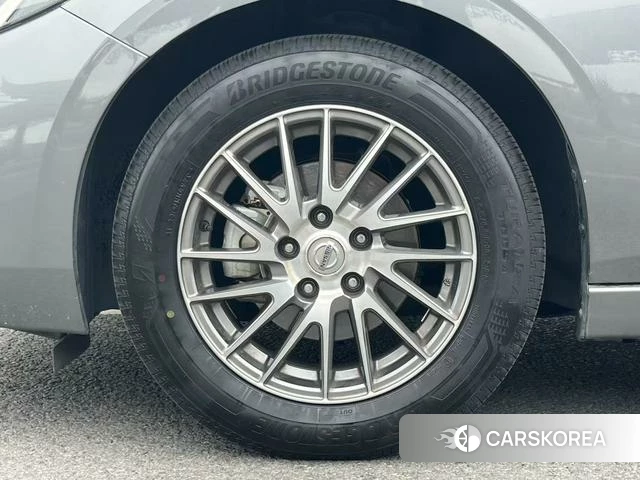 Nissan Xuan Yi id 4240947 из Китая 8