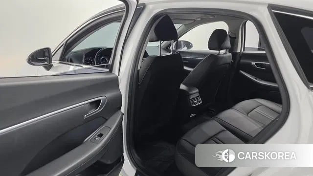 Hyundai Sonata (DN8) id 3396495 из Кореи 8