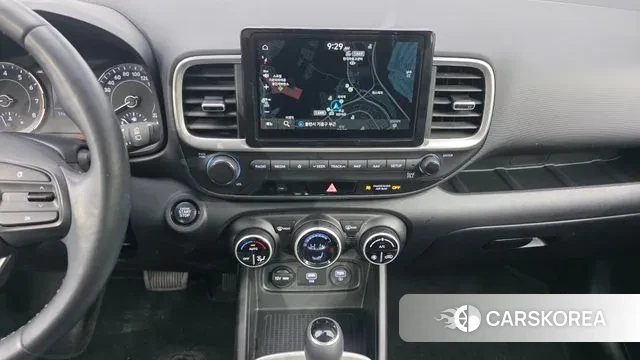 Hyundai Venue id 3741478 из Кореи 8