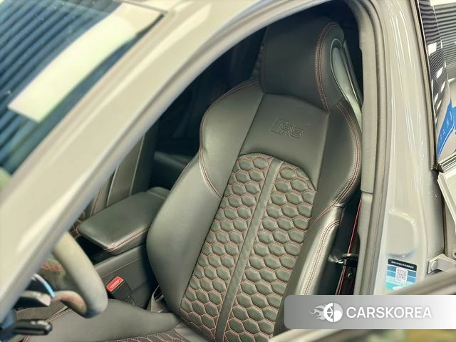 Audi RS 4 id 4278880 из Китая 8
