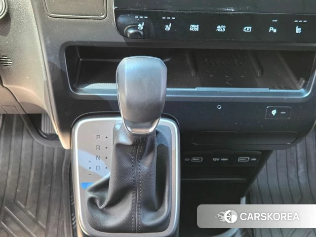 Hyundai Staria id 3940426 из Кореи 8