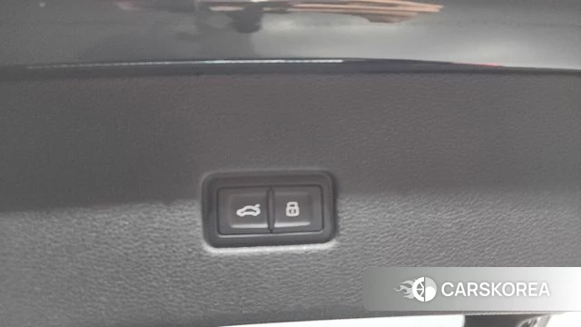 Audi Q8 (4M) id 4554398 из Кореи 8
