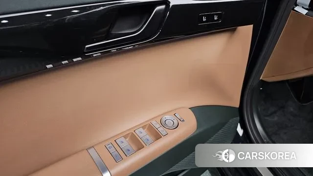 Hyundai Grandeur (GN7) id 3372416 из Кореи 8