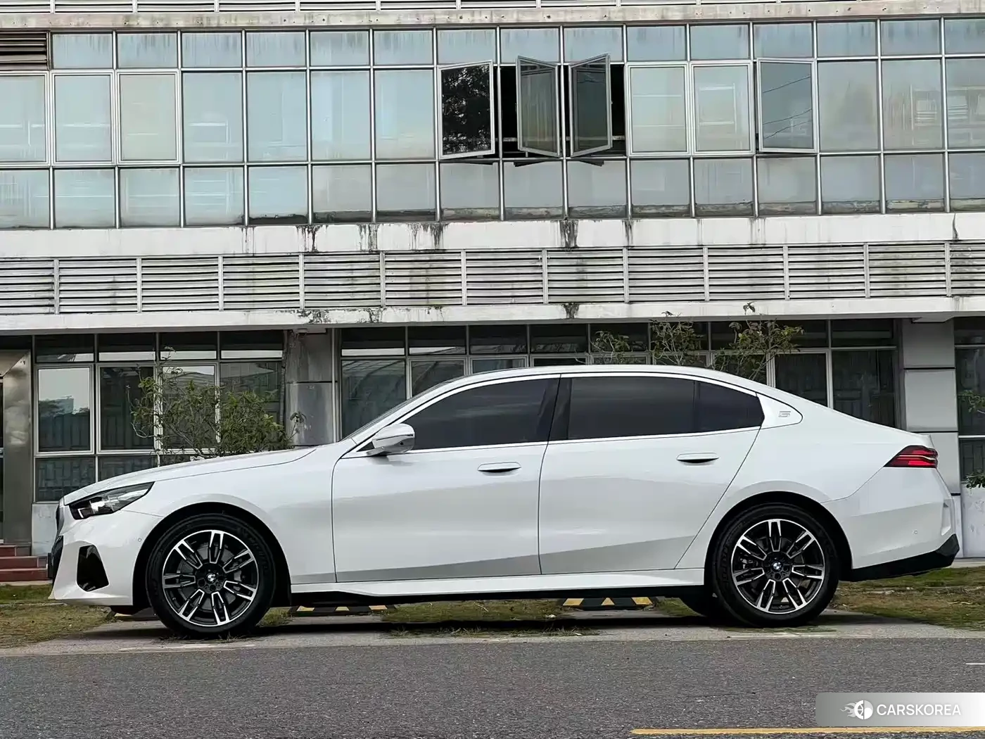 BMW 5 series id 4570748 из Китая 8