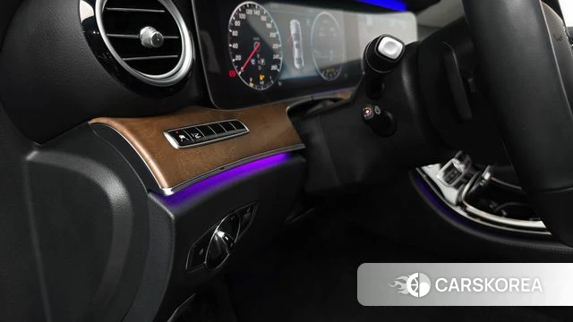Mercedes-Benz E-Class W213 id 4508300 из Кореи 8