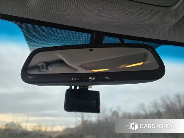 Hyundai Avante AD id 3595437 из Кореи 8