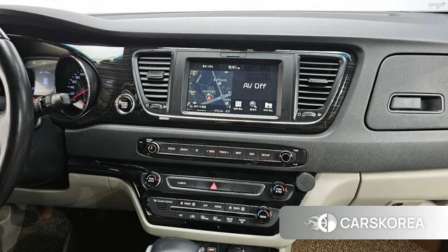 Kia The New Carnival id 4447611 из Кореи 8