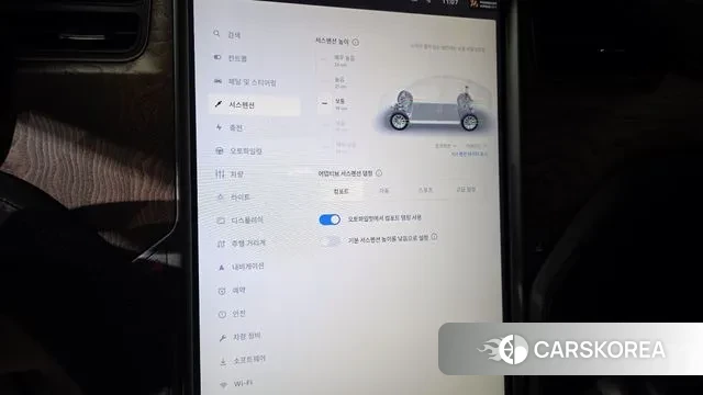 Tesla Model X id 3318998 из Кореи 8