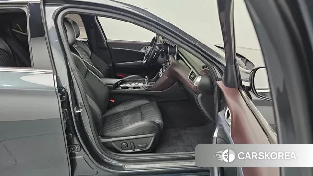 Genesis G70 id 3233753 из Кореи 8