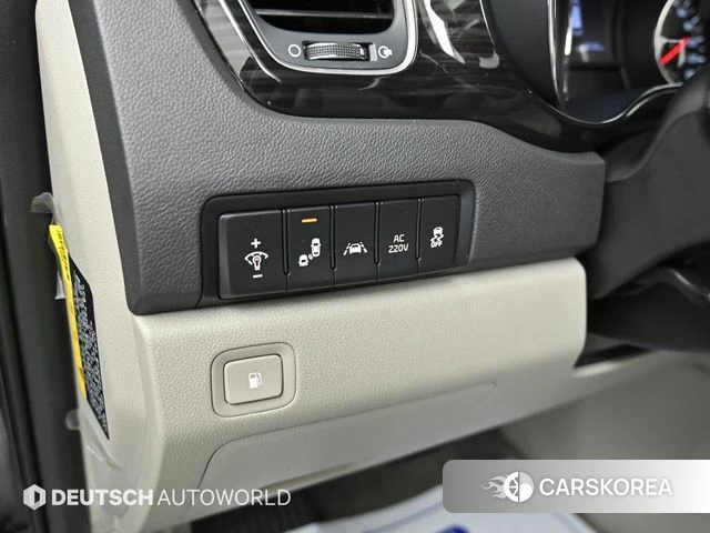 Kia The New Carnival id 4642618 из Кореи 8