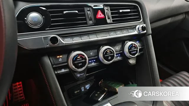 Genesis G70 id 3076699 из Кореи 8