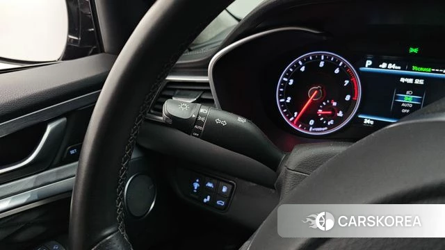 Genesis G70 id 4574500 из Кореи 8