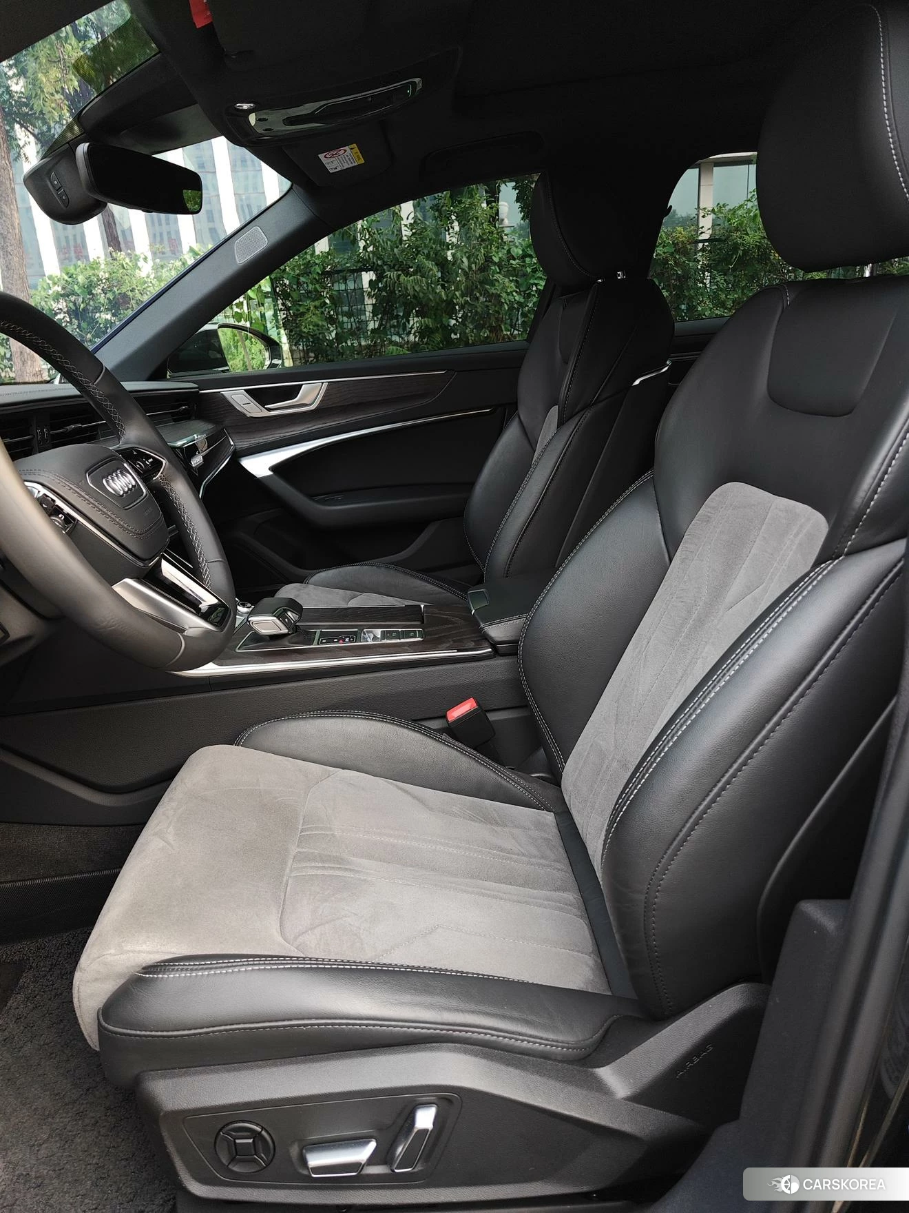 Audi A6L id 4513677 из Китая 8