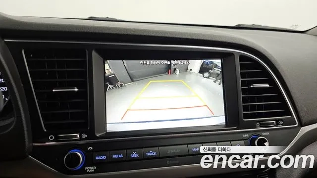 Hyundai Avante AD id 2870691 из Кореи 8