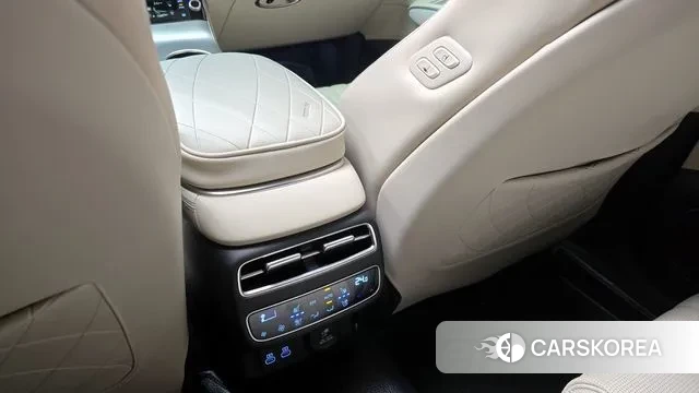 Genesis GV70 id 3769415 из Кореи 8