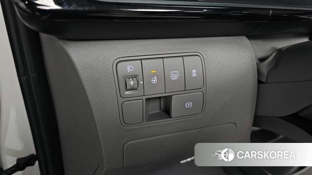 Hyundai Staria id 3933977 из Кореи 8