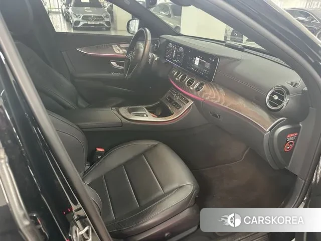 Mercedes-Benz E-Class W213 id 3716513 из Кореи 8
