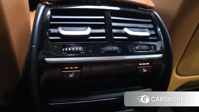 BMW 5 Series (G30) id 3470074 из Кореи 8