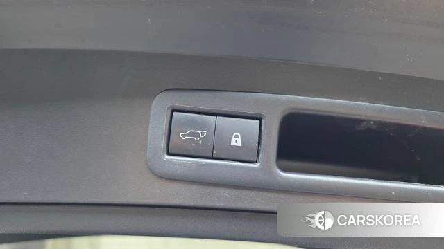 Lexus UX250h id 4390227 из Кореи 8