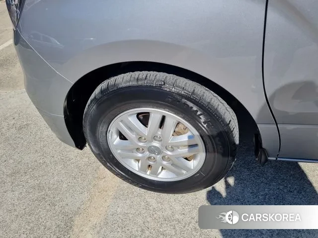 Hyundai The New Grand Starex id 3697871 из Кореи 8