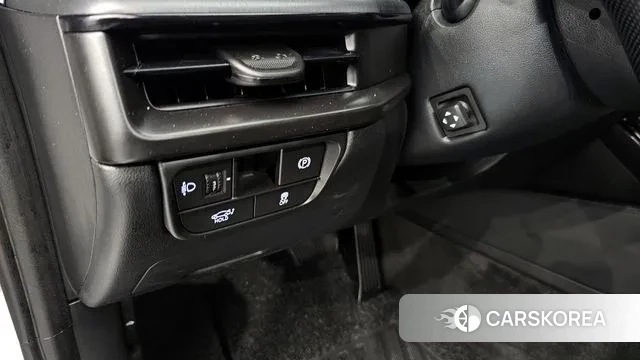 Hyundai Grandeur (GN7) id 3457919 из Кореи 8