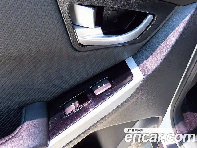 Ssangyong New Style Korando C id 2924804 из Кореи 8