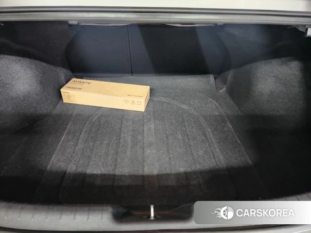 Hyundai Avante Hybrid (CN7) id 4942632 из Кореи 8