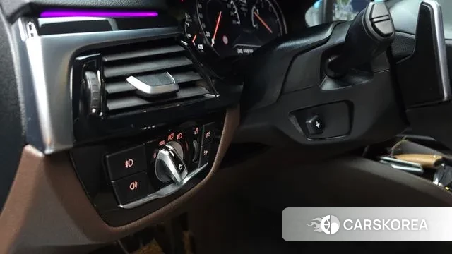 BMW 5 Series (G30) id 2941368 из Кореи 8