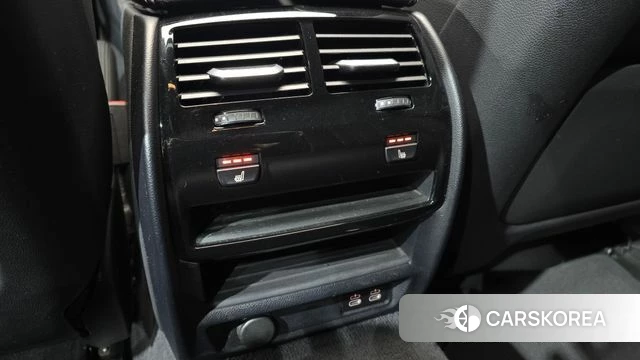 BMW 5 Series (G30) id 3877541 из Кореи 8