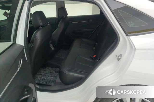 Buick Yinglang id 3882358 из Китая 8