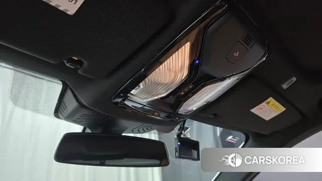 BMW 5 Series (G30) id 3009421 из Кореи 8