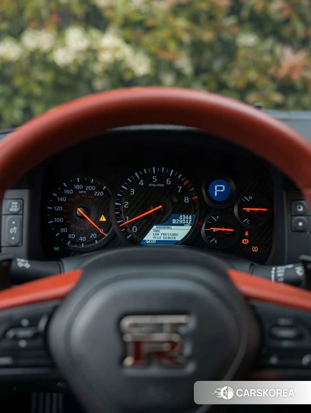 Nissan GT-R id 4336250 из Китая 8