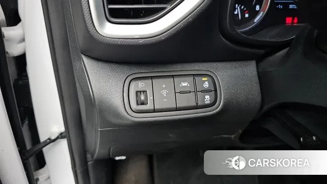 Hyundai Venue id 3518569 из Кореи 8