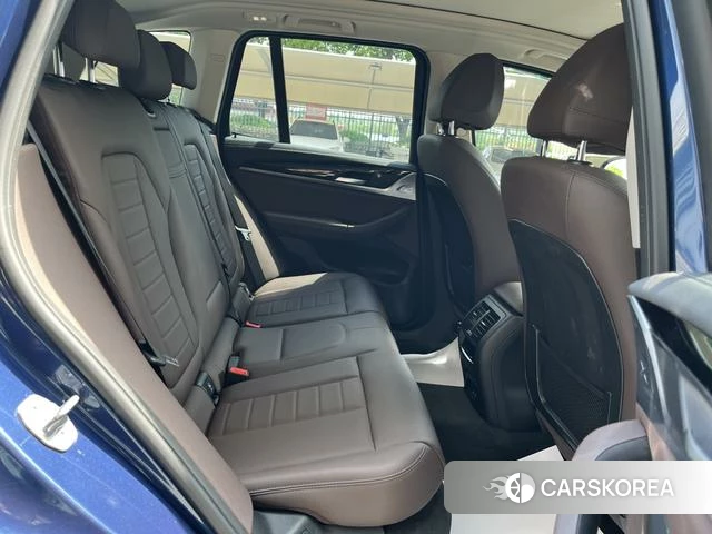 BMW X3 id 4238911 из Китая 8