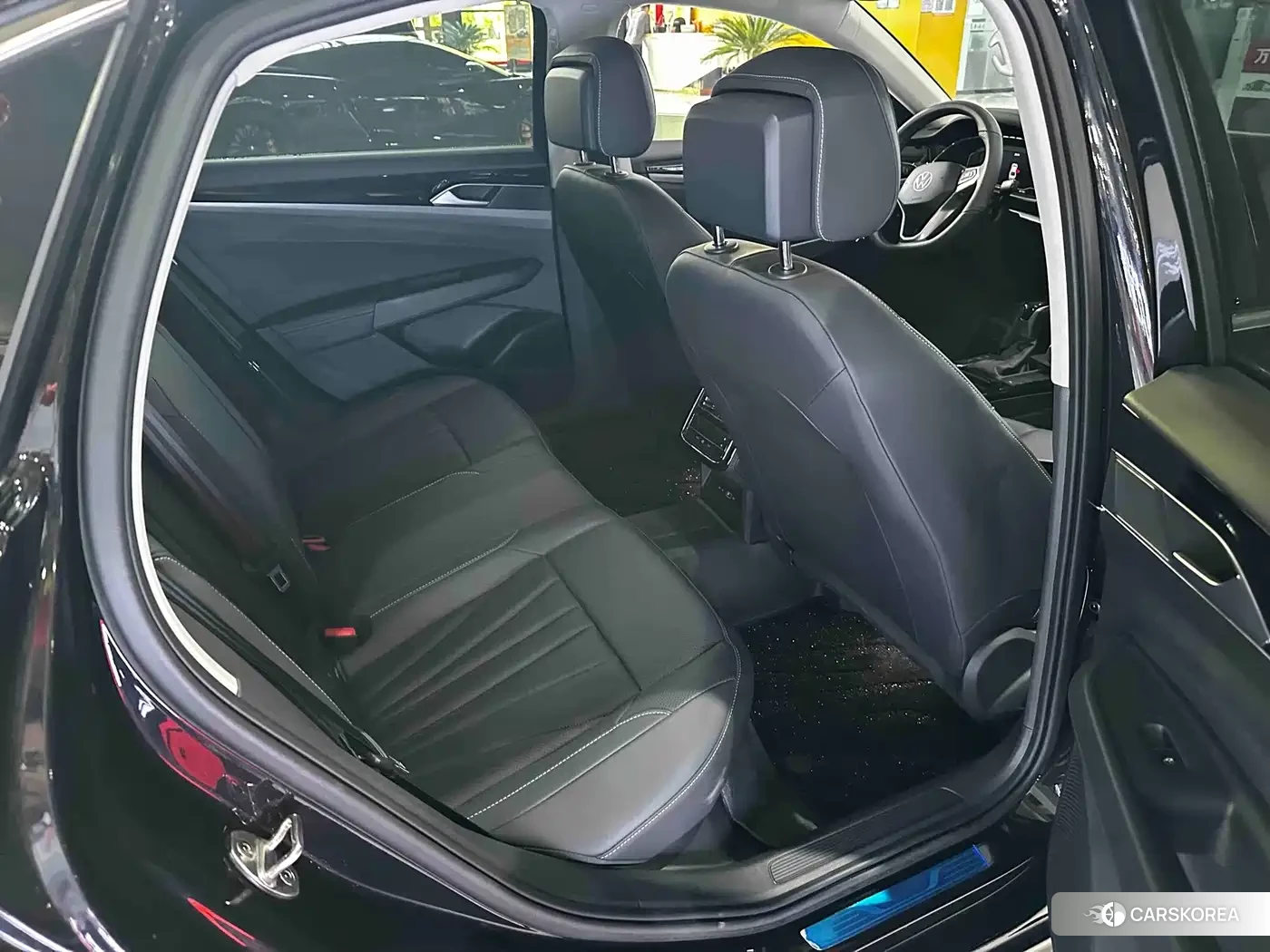 Volkswagen Passat id 4653762 из Китая 8