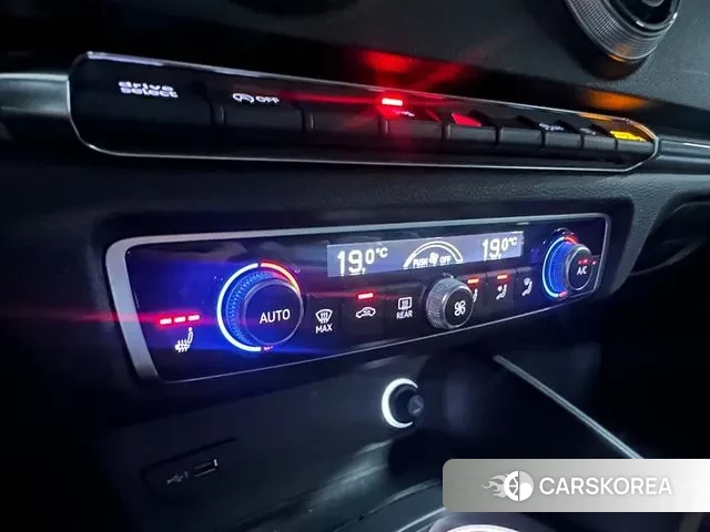 Audi New A3 id 2995576 из Кореи 8