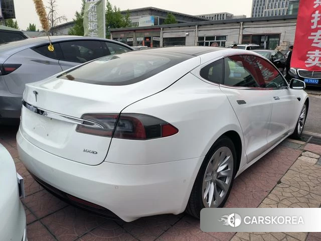 Tesla Model S id 4208497 из Китая 8