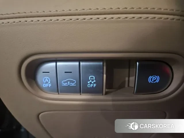 Genesis G90 (RS4) id 3322443 из Кореи 8