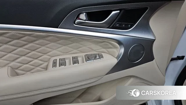 Genesis The New G70 id 3539432 из Кореи 8